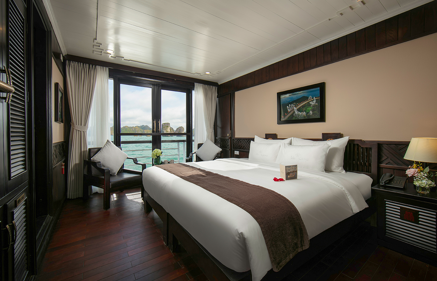 Family Premium Deluxe Ocean View Cabin