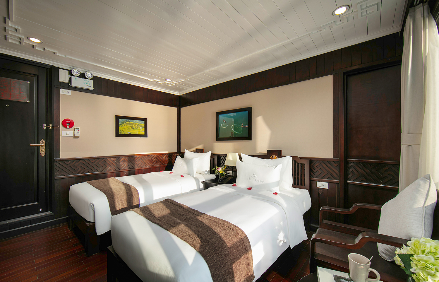 Deluxe Ocean View Cabin