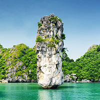 Super HaLong on a Super Boat